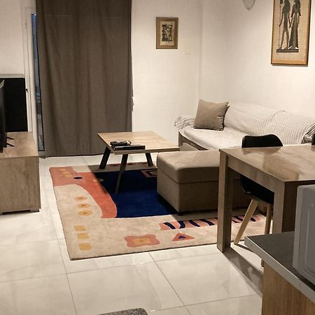 Acropolis Casa Historical Centre Top Floor Luxury Suite 150 Meters To Metro Athena Bagian luar foto