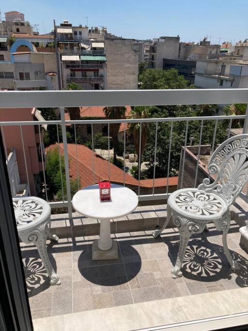 Acropolis Casa Historical Centre Top Floor Luxury Suite 150 Meters To Metro Athena Bagian luar foto